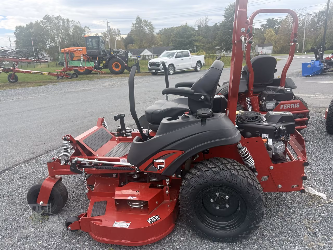 2025 Ferris ISX800B2760SS Zero Turn Mower