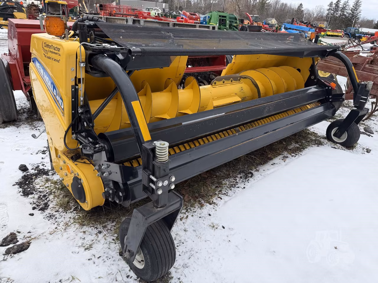 2022 New Holland 380HDY Forage Header