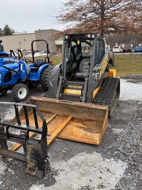 2021 New Holland C332 Skid Steer
