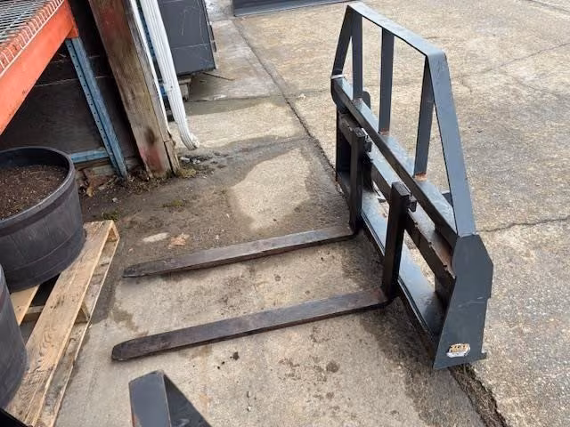 2023 Tar River 48" PALLET FORKS Pallet Fork