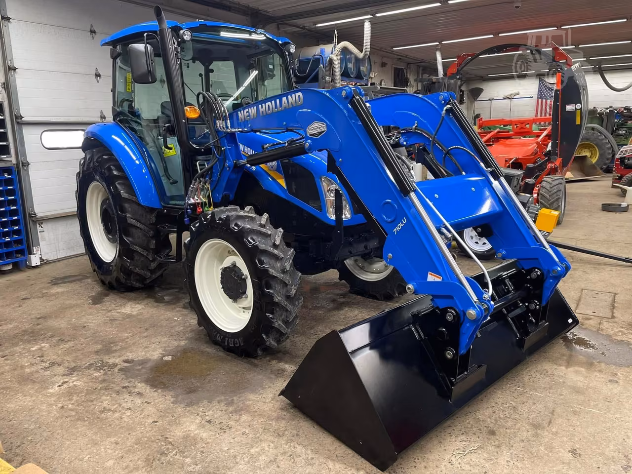 2026 New Holland POWERSTAR 75 40 to 99 HP Tractor