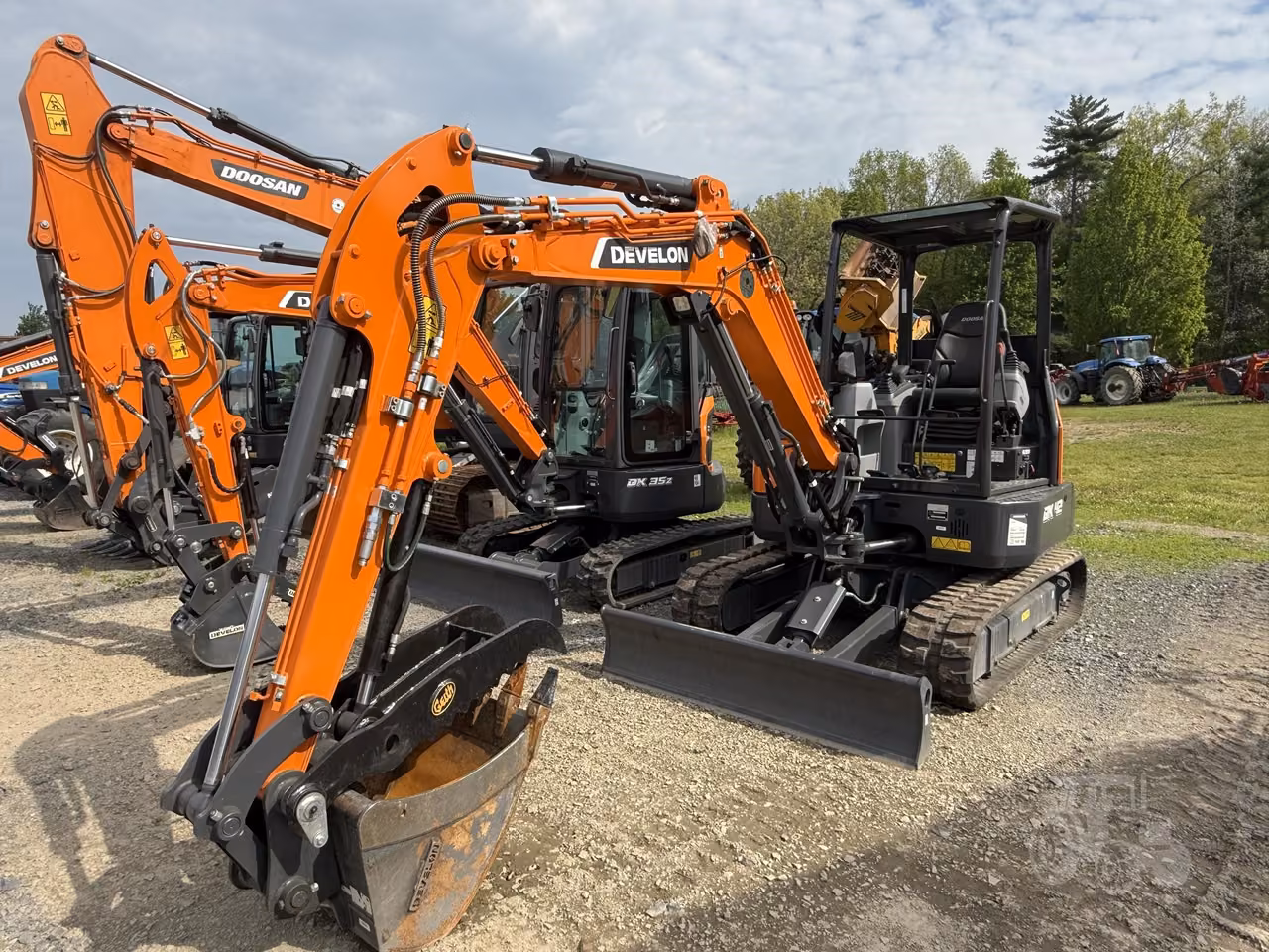 2026 Develon DX42-7 Excavator