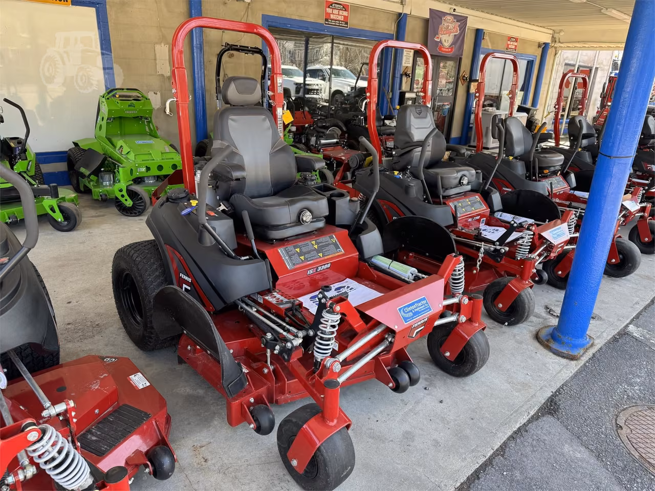 2025 Ferris ISX3300BVE4060SS Zero Turn Mower