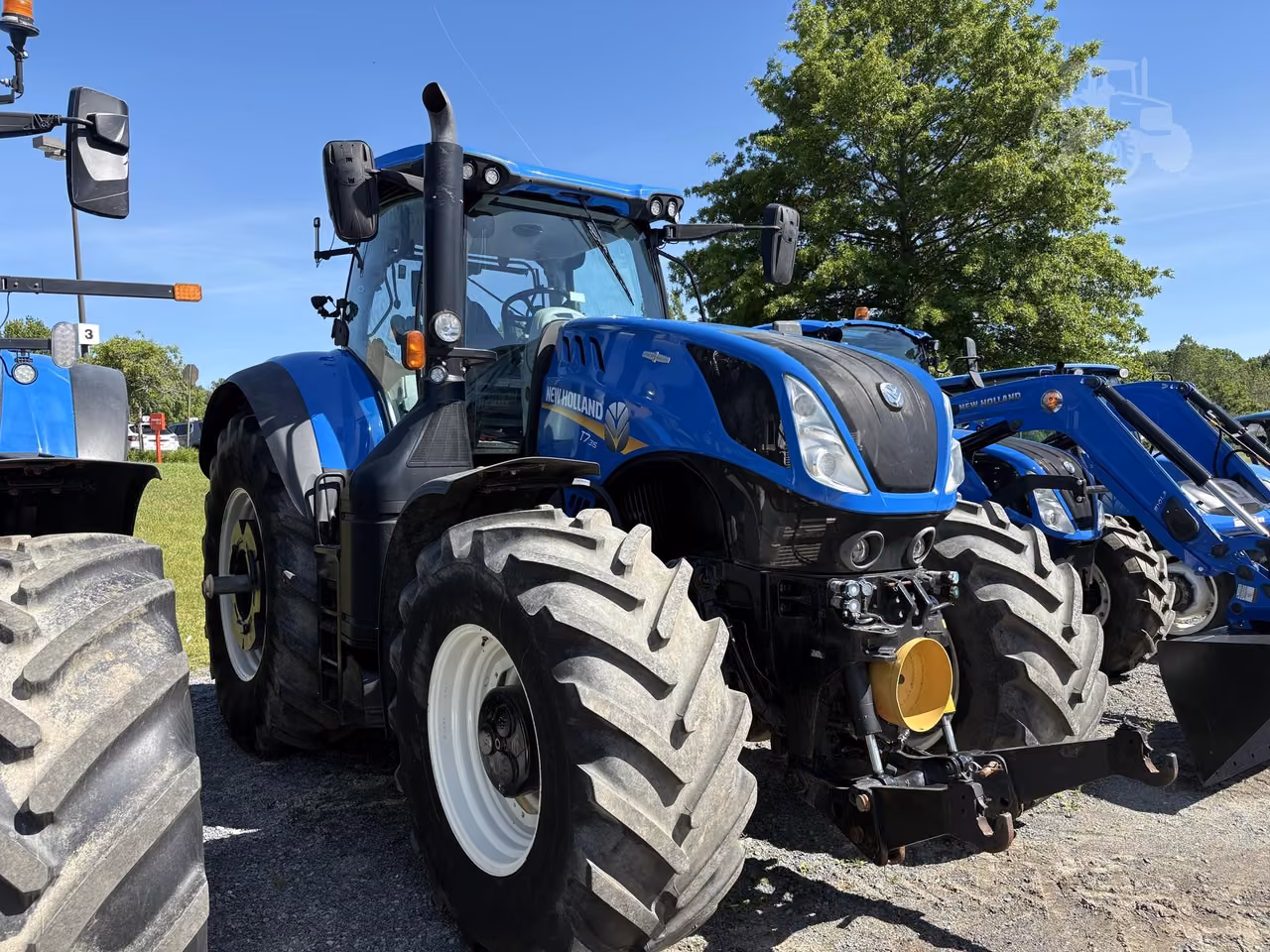 2019 New Holland T7.315HD 175 to 299 HP Tractor