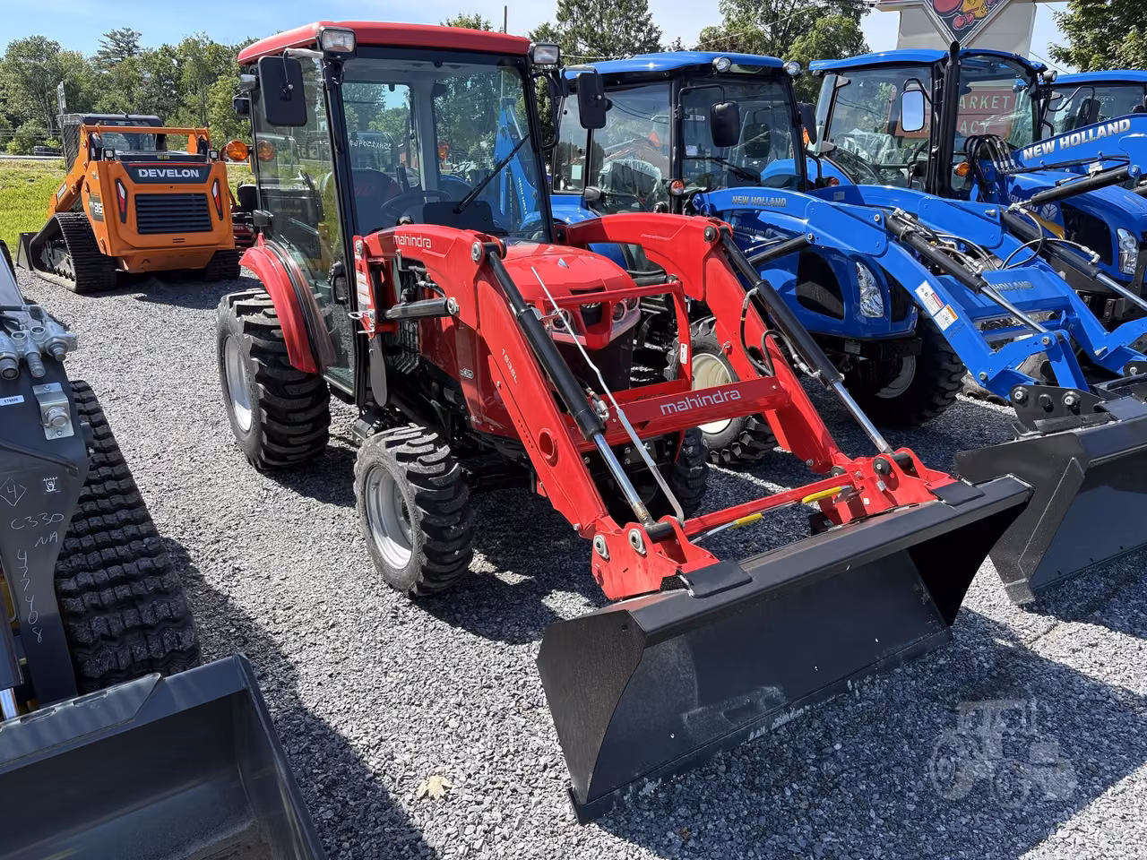 2026 Mahindra 1635 HST Compact Tractor