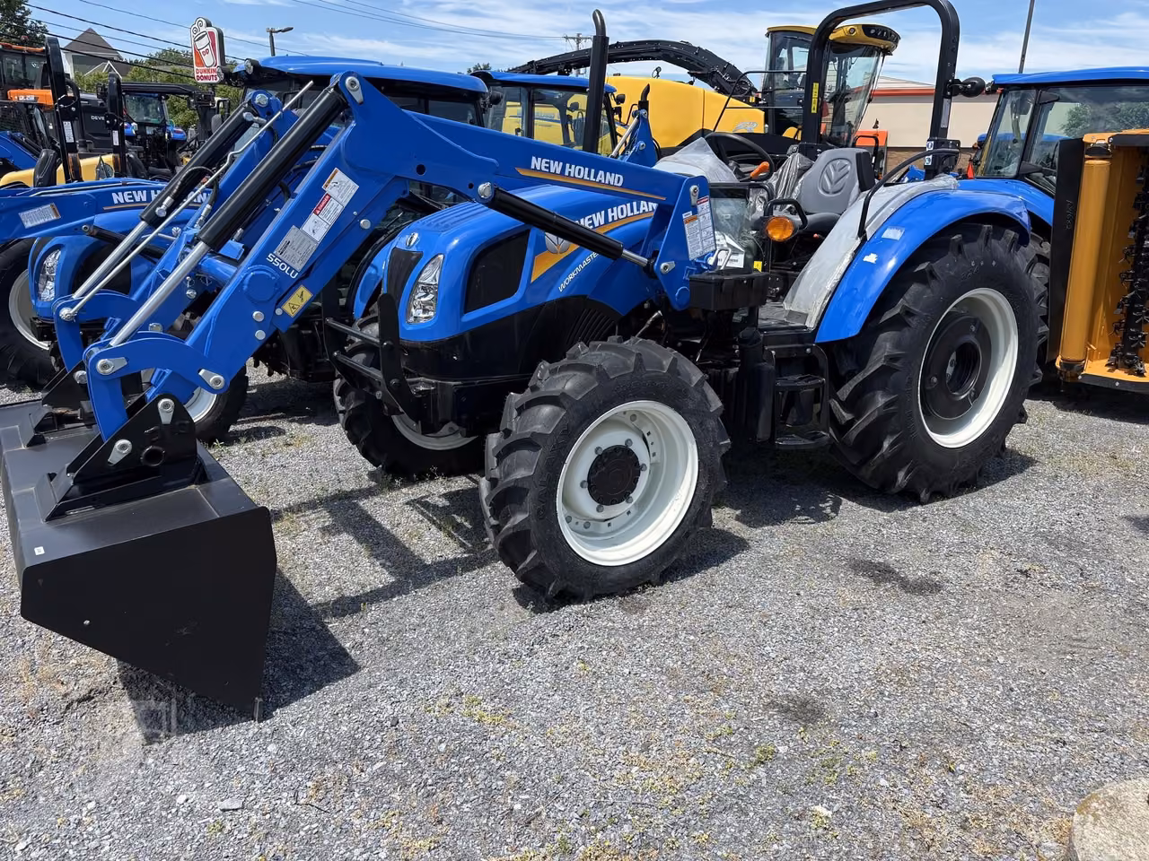 2026 New Holland WORKMASTER 75 40 to 99 HP Tractor