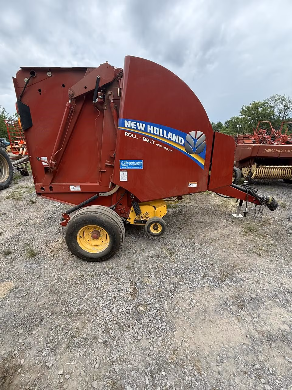 2023 New Holland ROLL-BELT 450 Round Baler