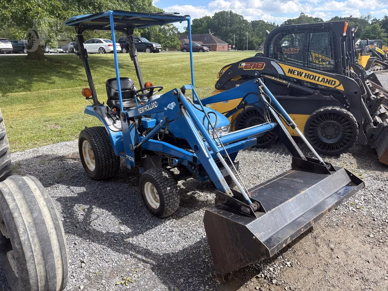 1999 New Holland TC21D Compact Tractor
