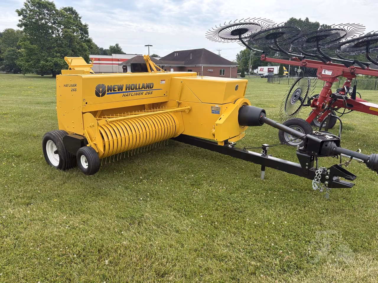 2026 New Holland HAYLINER 265 Square Baler