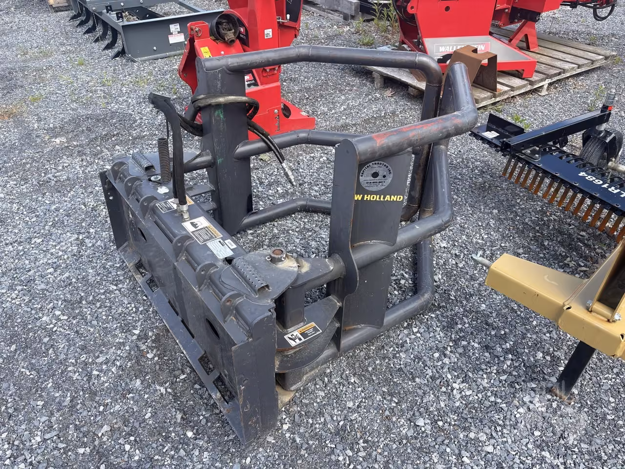 2014 New Holland Bale Grabber