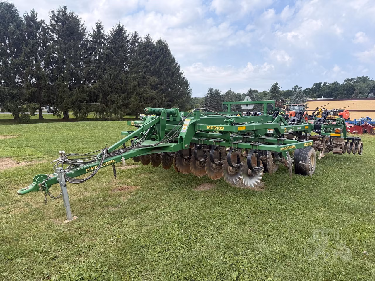 GP MC5109 Chisel Plow