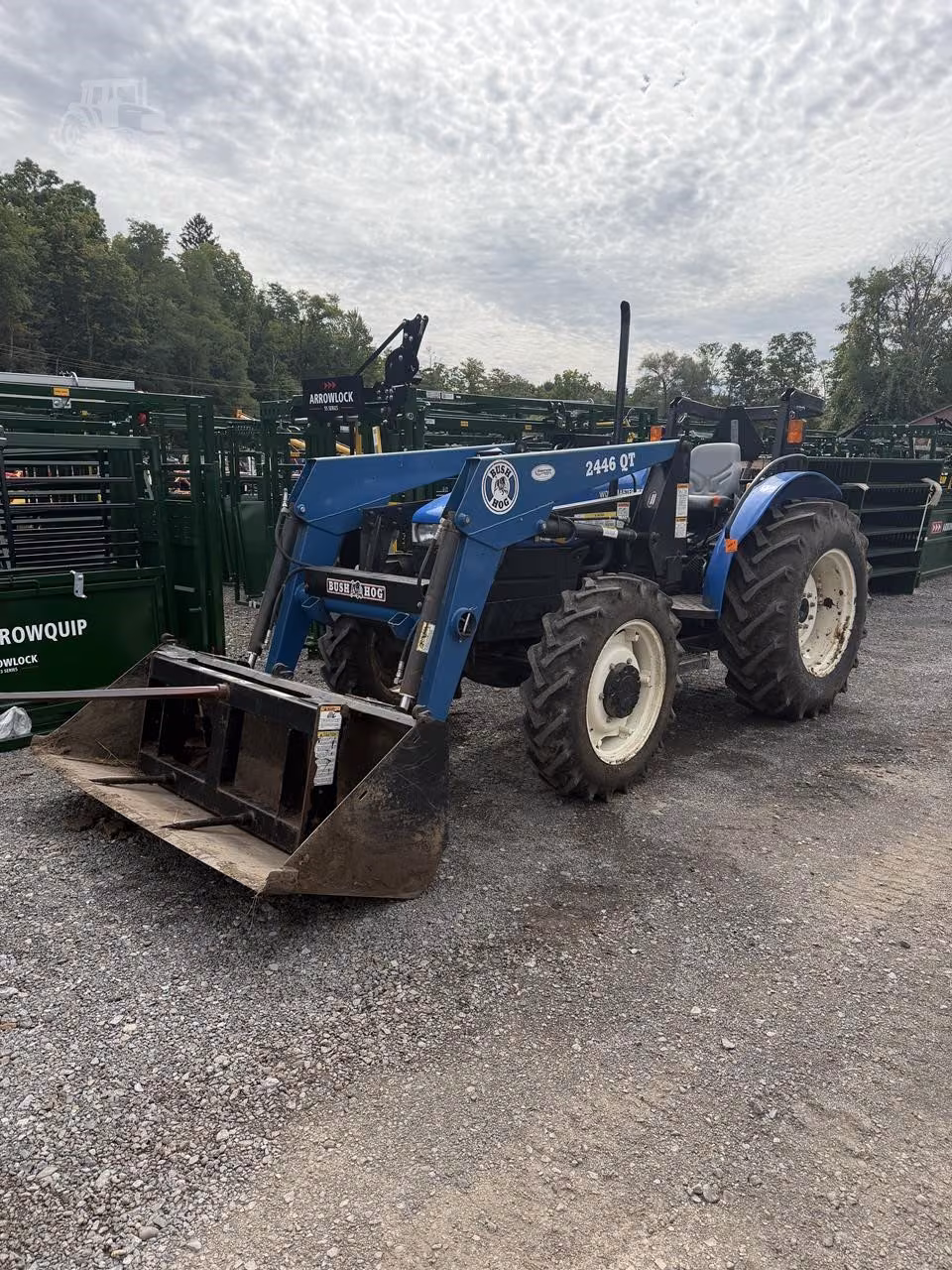 New Holland WORKMASTER 55 40 to 99 HP Tractor
