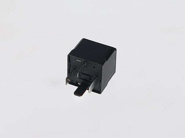 Relay — fits 9 New Holland models — 85816359